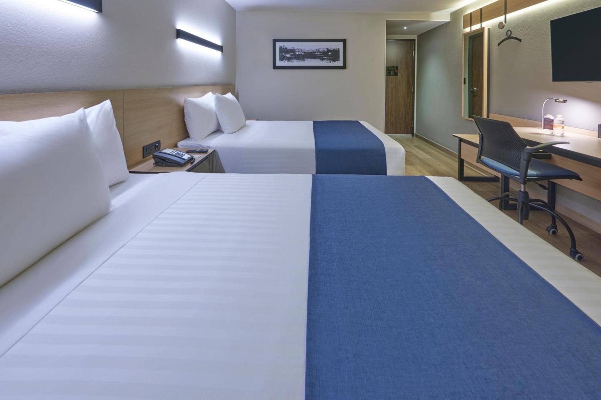 City Express By Marriott Cancun Aeropuerto Alfredo V. Bonfil Exterior photo